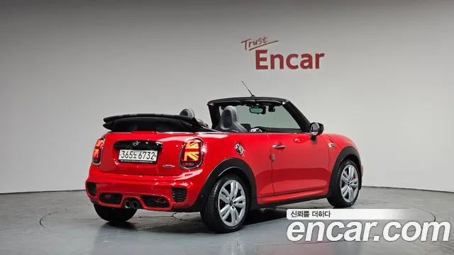 Mini Cooper Convertible 2020 — фото 2