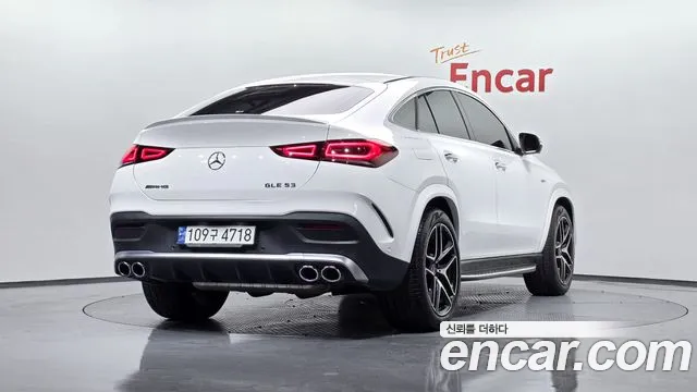 Mercedes-Benz GLE-Class 2021 — фото 1