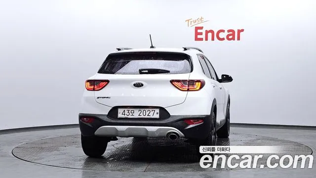 Kia Stonic 2018 — фото 4