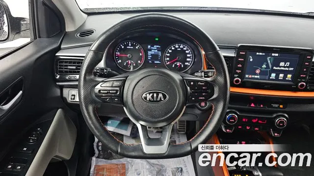 Kia Stonic 2018 — фото 15