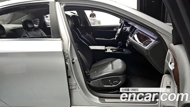 Hyundai Genesis 2014 — фото 10