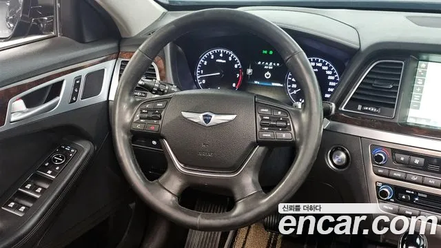 Hyundai Genesis 2016 — фото 12