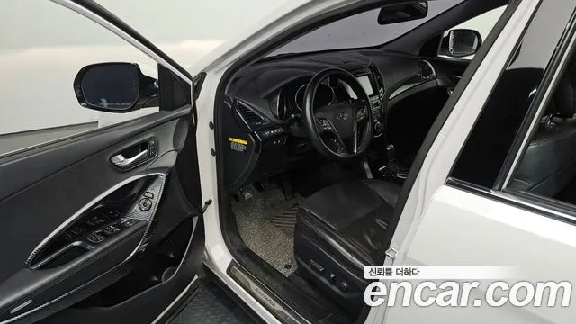 Hyundai Santafe 2016 — фото 11