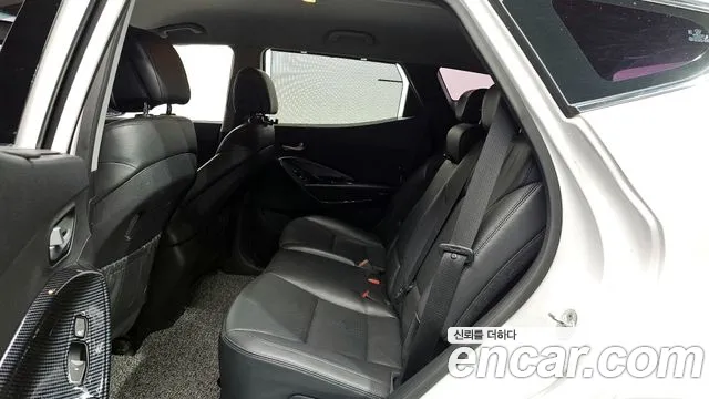 Hyundai Santafe 2016 — фото 12
