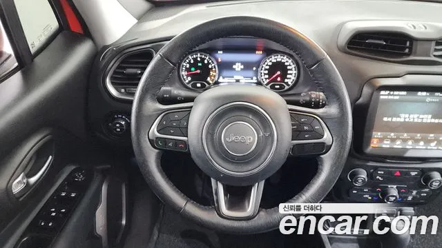 Jeep Renegade 2021 — фото 13