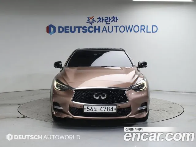 Infiniti Q30 2017 — фото 3