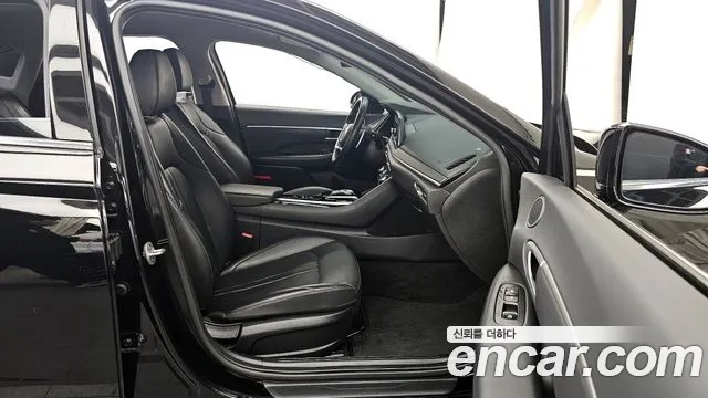 Hyundai Sonata 2023 — фото 11