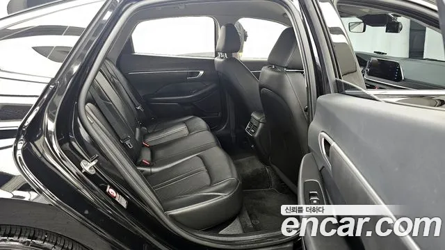 Hyundai Sonata 2023 — фото 12