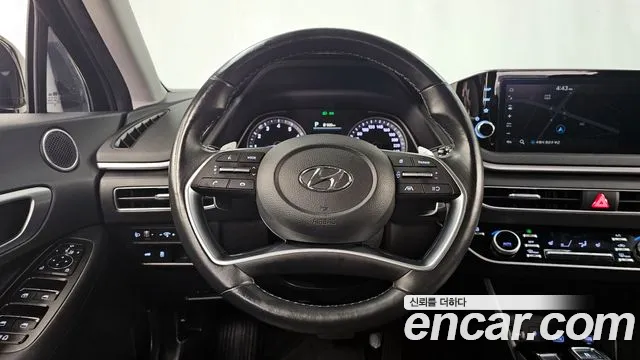 Hyundai Sonata 2023 — фото 13
