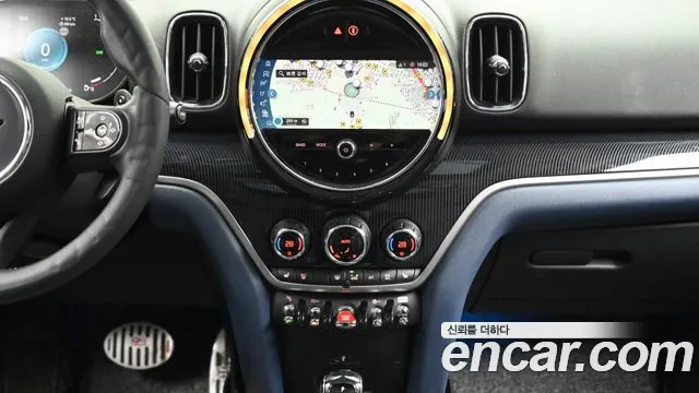 Mini Countryman 2023 — фото 14