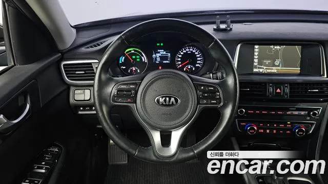 Kia K5 2017 — фото 14