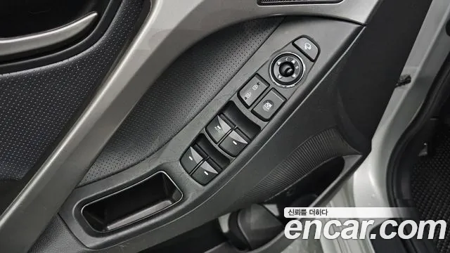 Hyundai AVANTE 2014 — фото 17