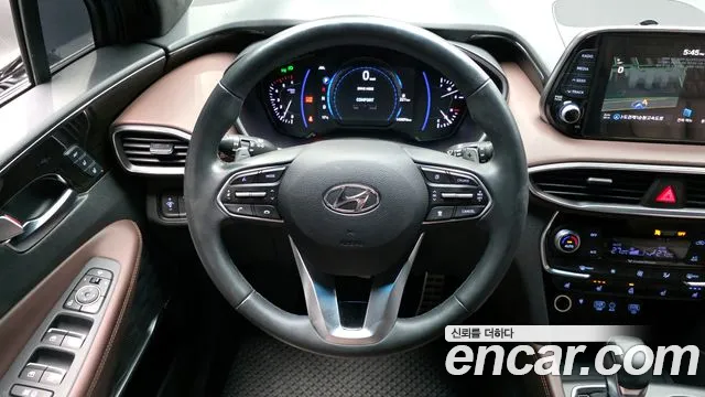 Hyundai Santafe 2019 — фото 13