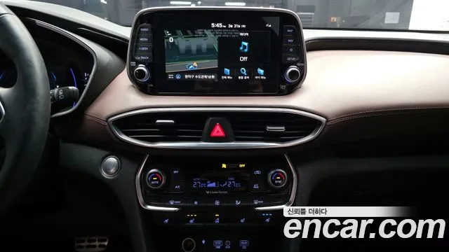 Hyundai Santafe 2019 — фото 15