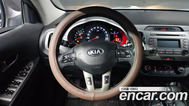 Kia Sportage 2015 — фото 13