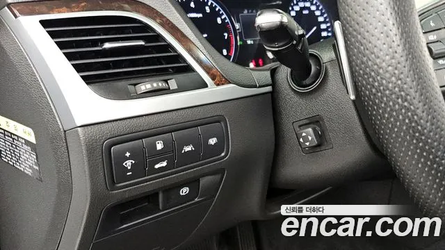 Hyundai Genesis 2014 — фото 16