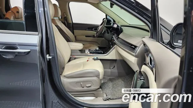 Kia Canival 2021 — фото 11