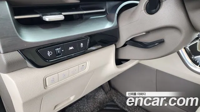 Kia Canival 2021 — фото 14