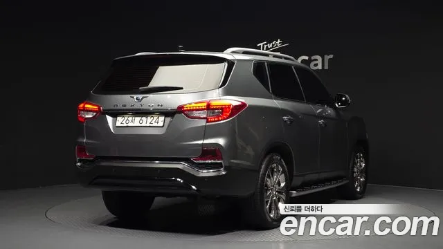 KG_Mobility_Ssangyong Rexton 2018 — фото 2