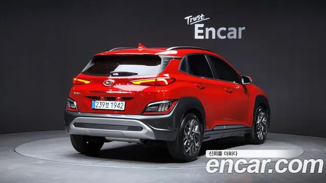 Hyundai Kona 2021 — фото 2