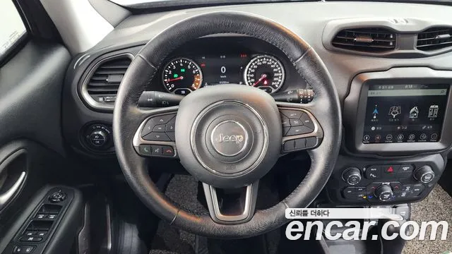 Jeep Renegade 2019 — фото 13