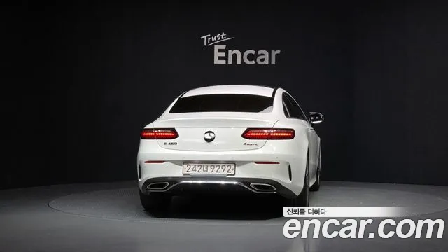 Mercedes-Benz E-Class 2021 — фото 4