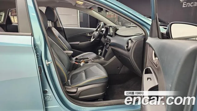 Hyundai Kona 2018 — фото 11