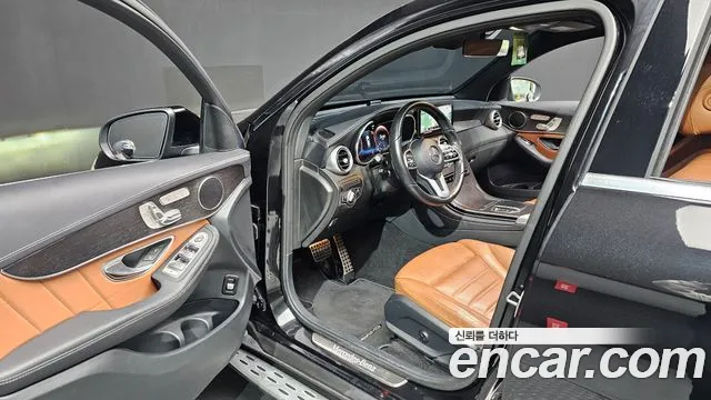 Mercedes-Benz GLC-Class 2022 — фото 11