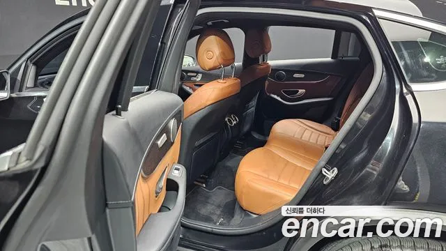 Mercedes-Benz GLC-Class 2022 — фото 12