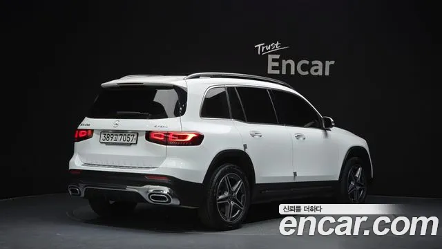 Mercedes-Benz GLB-Class 2021 — фото 2