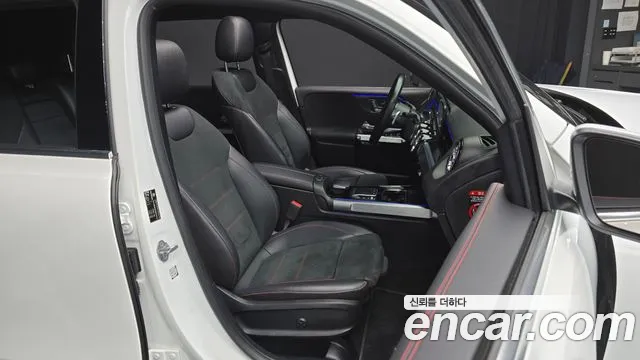 Mercedes-Benz GLB-Class 2021 — фото 12