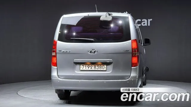 Hyundai Starex 2018 — фото 4