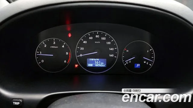 Hyundai Starex 2018 — фото 8