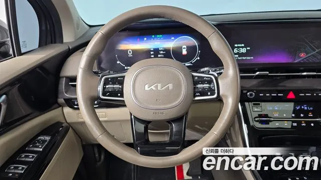 Kia Canival 2022 — фото 13