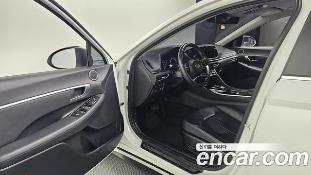Hyundai Sonata 2021 — фото 10