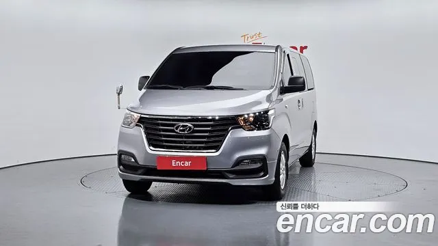 Hyundai Starex 2021 — фото 3