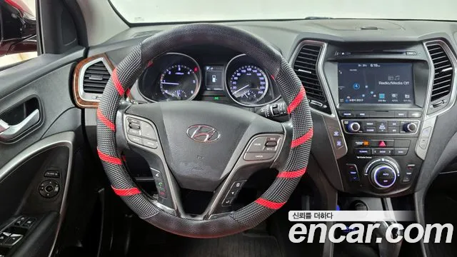 Hyundai Santafe 2016 — фото 13