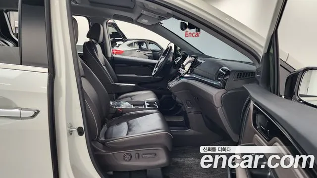 Honda Odyssey 2023 — фото 11
