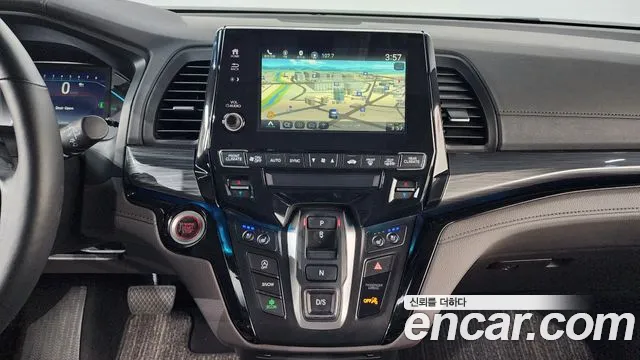 Honda Odyssey 2023 — фото 14