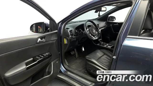 Kia Sportage 2020 — фото 10