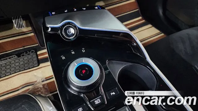 Kia EV6 2022 — фото 9