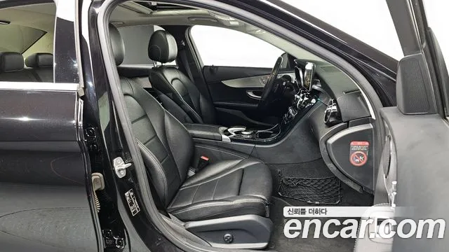 Mercedes-Benz C-Class 2016 — фото 10