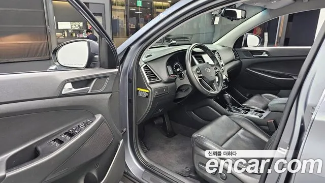 Hyundai Tucson 2016 — фото 11