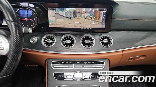 Mercedes-Benz E-Class 2019 — фото 14