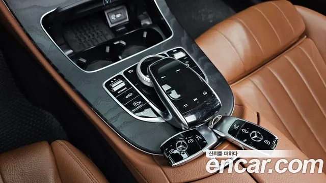 Mercedes-Benz E-Class 2019 — фото 18