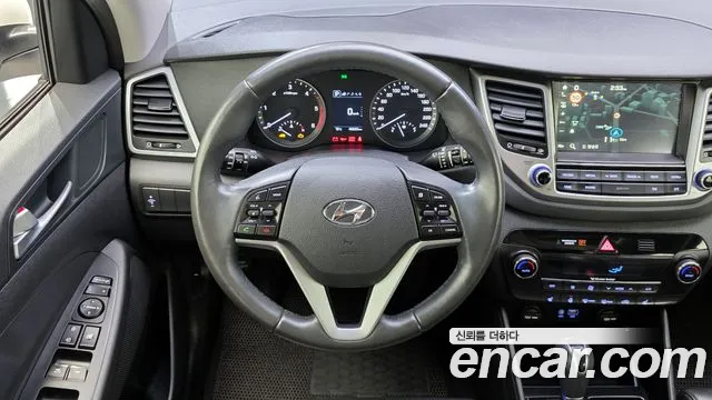 Hyundai Tucson 2017 — фото 13