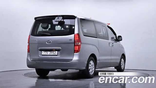Hyundai Starex 2015 — фото 2