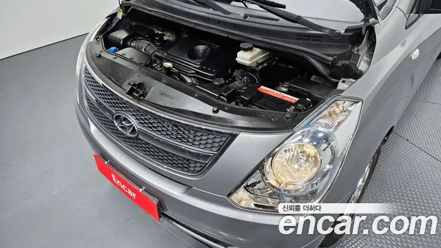 Hyundai Starex 2015 — фото 6
