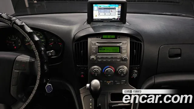Hyundai Starex 2015 — фото 15