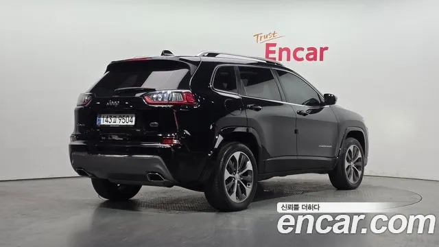 Jeep Cherokee 2021 — фото 2